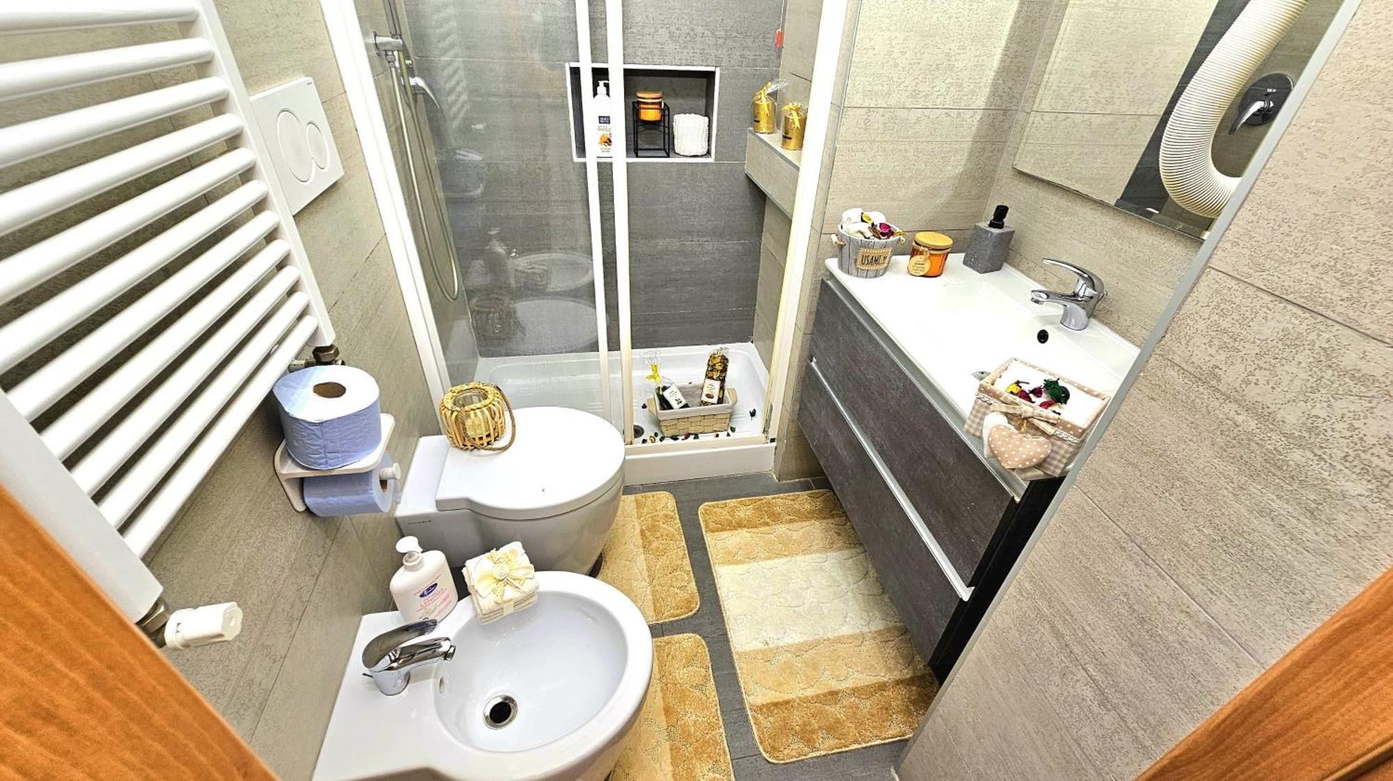 Готель A Casa Simpatia - Check-In Via Bixio, 41 Рим Екстер'єр фото